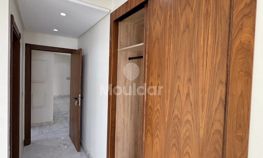 Apartamento en venta con balcón