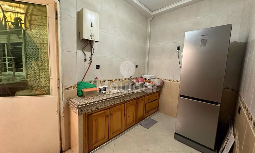 شقة للشراء مع تراس في الطابق الأول