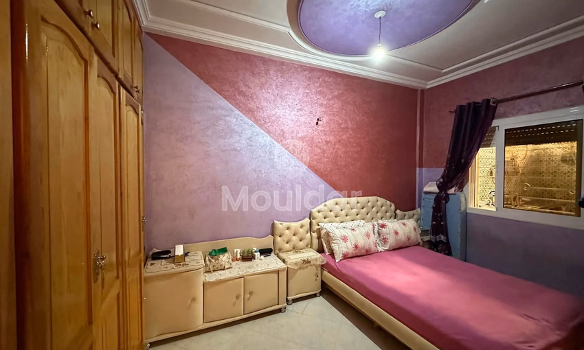 شقة للشراء مع تراس في الطابق الأول