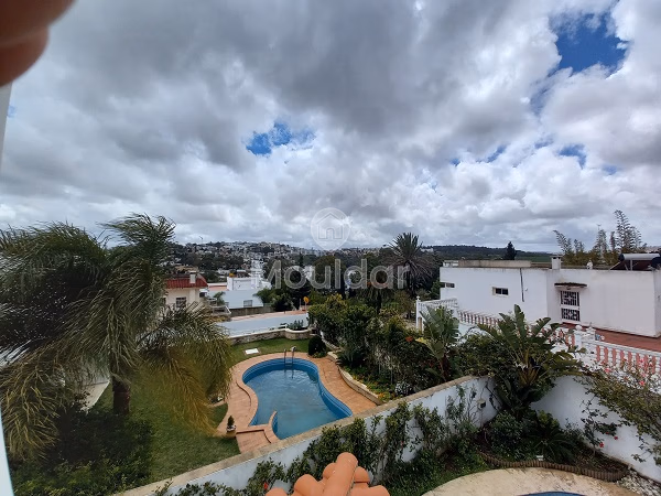 Villa à louer avec piscine et deux étages Villa à louer avec piscine et deux étages