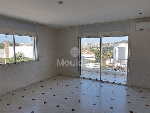 Villa à louer avec piscine et deux étages Villa à louer avec piscine et deux étages