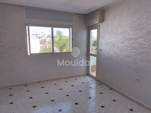 Villa à louer avec piscine et deux étages Villa à louer avec piscine et deux étages