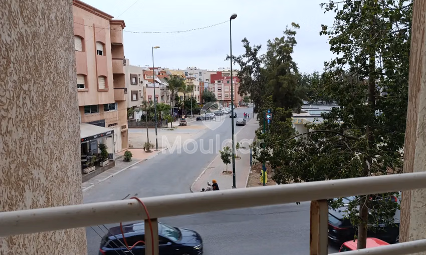 Appartement à louer avec balcon au premier étage