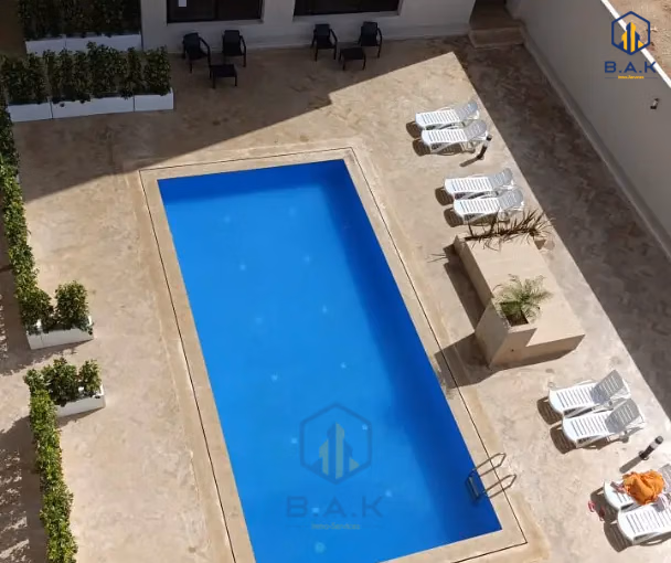 شقة للإيجار مع شرفة في الطابق الثالث شقة للإيجار مع شرفة في الطابق الثالث