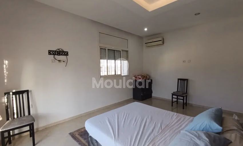 فيلا للشراء مع تراس