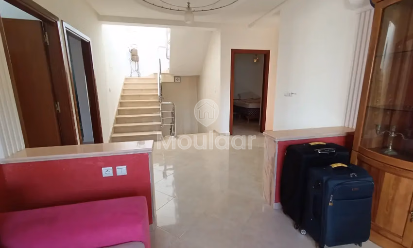 فيلا للشراء مع تراس