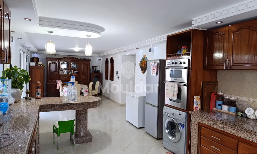 فيلا للشراء مع تراس