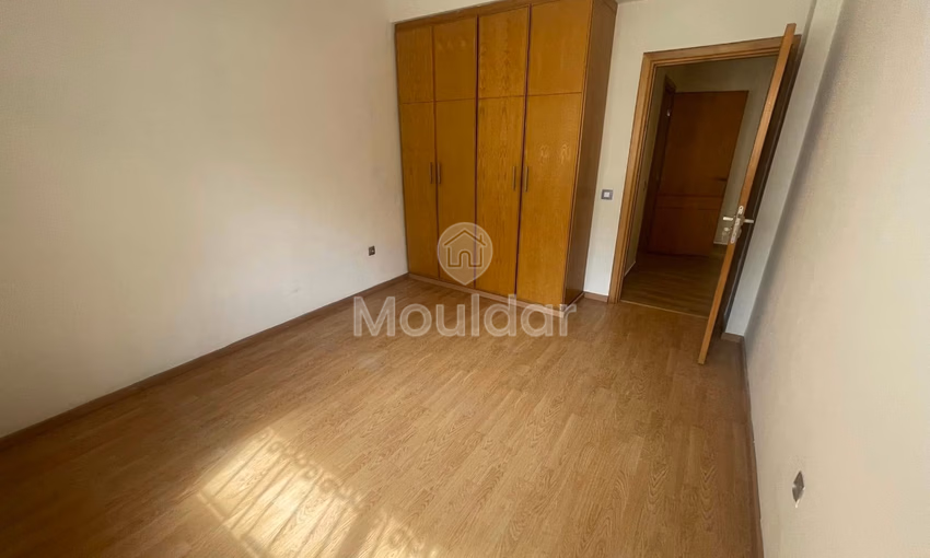 Appartement à louer - Triangle d'Or, Casablanca, 3 chambres, 197 m²
