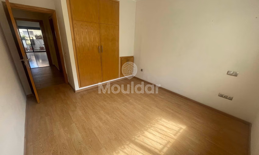 Appartement à louer - Triangle d'Or, Casablanca, 3 chambres, 197 m²