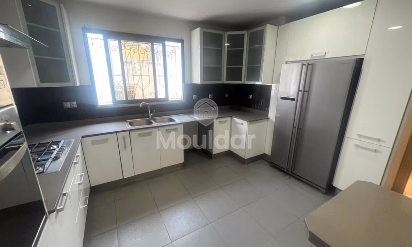 Appartement à louer - Triangle d'Or, Casablanca, 3 chambres, 197 m²