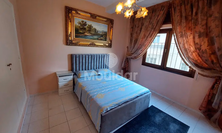 شقة للإيجار مع شرفة