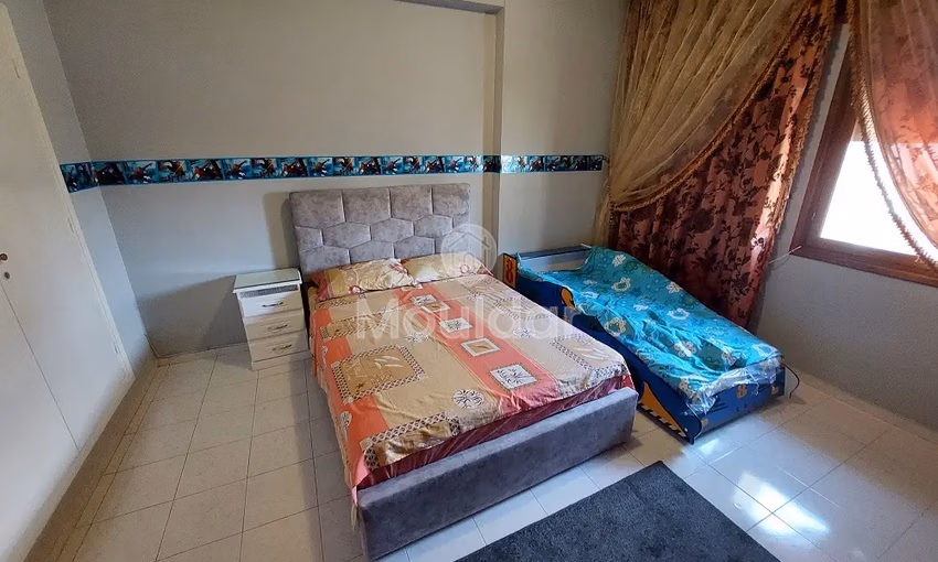 شقة للإيجار مع شرفة