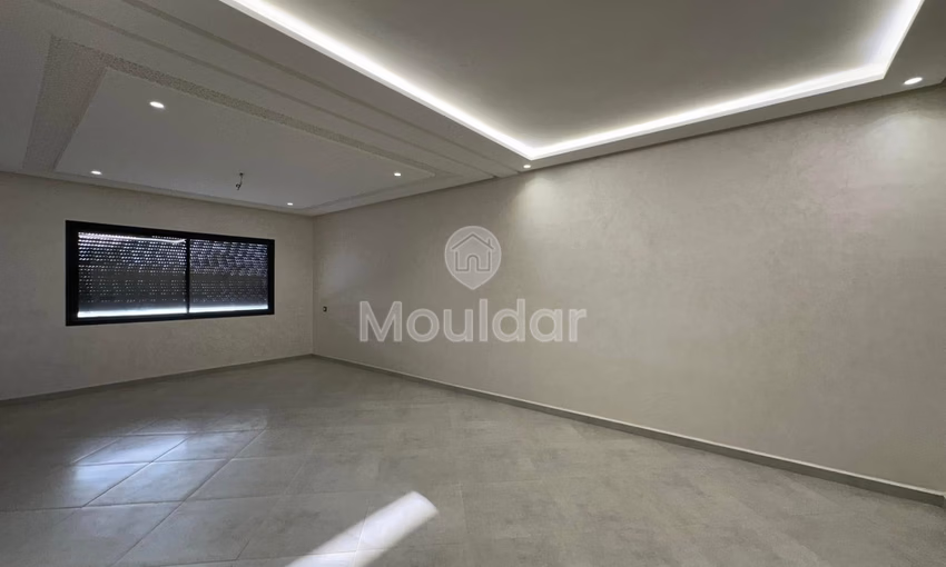 Apartamento nuevo en venta con balcón