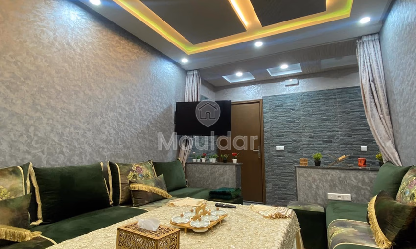 ستوديو للإيجار في الطابق الأرضي ستوديو للإيجار في الطابق الأرضي