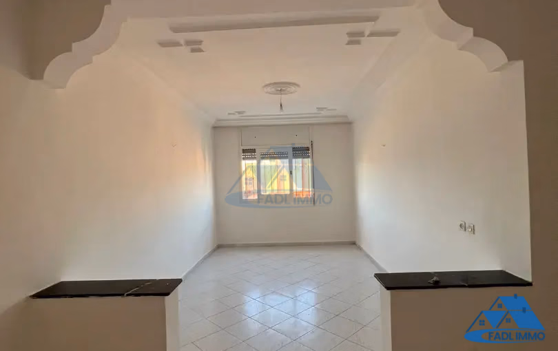 شقة للبيع في الطابق الثالث