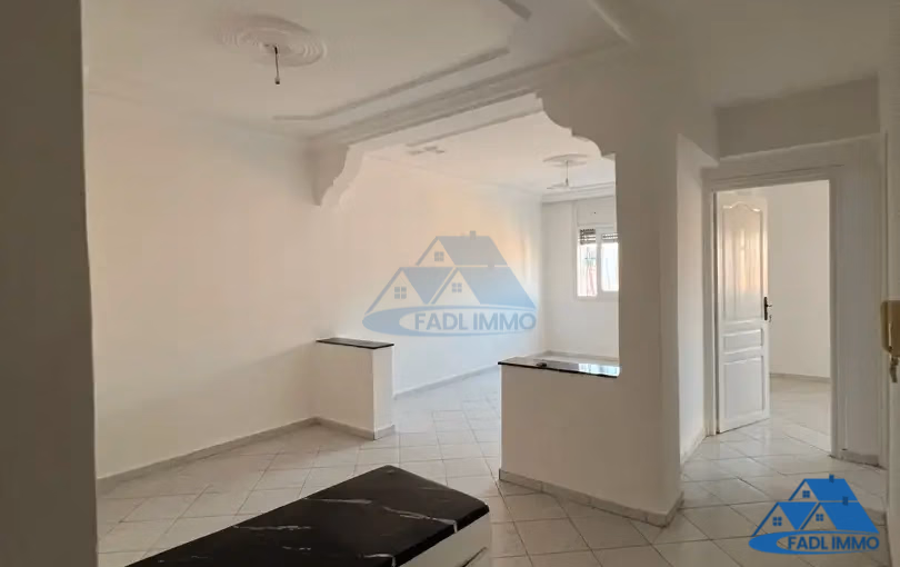 شقة للبيع في الطابق الثالث شقة للبيع في الطابق الثالث