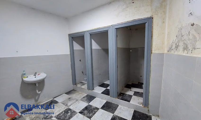 Commercial property for sale