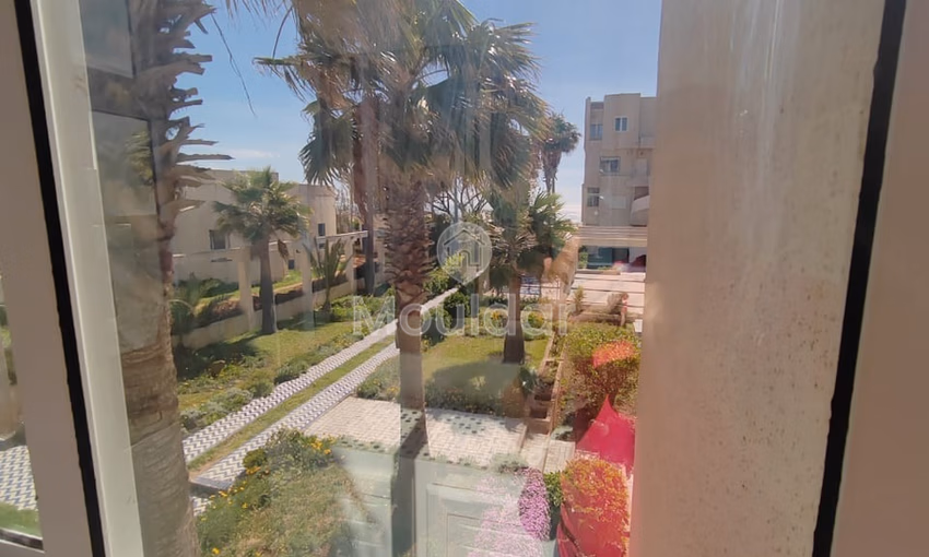 شقة للإيجار مع مسبح في الطابق الأرضي شقة للإيجار مع مسبح في الطابق الأرضي