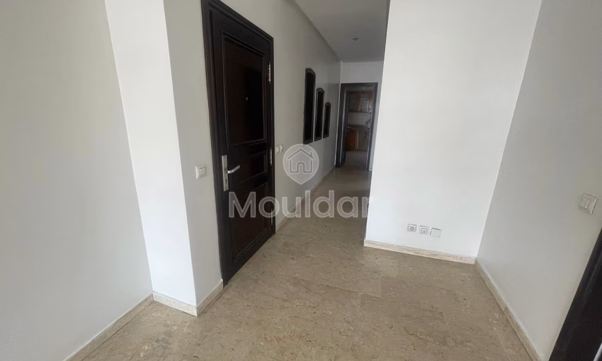 Appartement à louer, 3 chambres, 100m², La Gironde, Casablanca. Appartement à louer, 3 chambres, 100m², La Gironde, Casablanca.