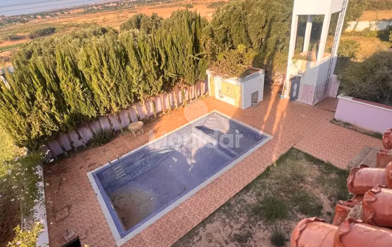 Villa à vendre à idaouguerd avec piscine - 4 chambres, 900 m². Villa à vendre à idaouguerd avec piscine - 4 chambres, 900 m².