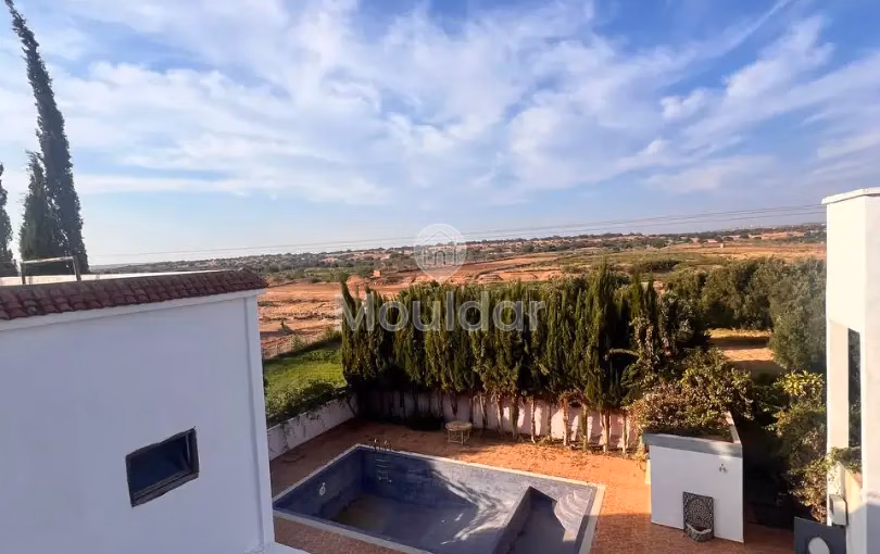 Villa à vendre à idaouguerd avec piscine - 4 chambres, 900 m². Villa à vendre à idaouguerd avec piscine - 4 chambres, 900 m².