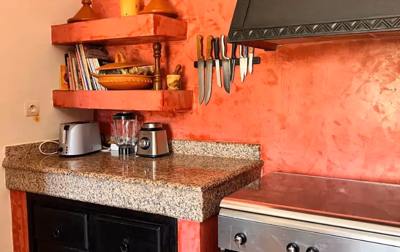 فيلا للبيع مع مسبح فيلا للبيع مع مسبح