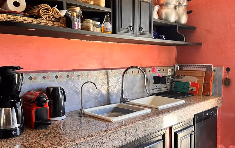 فيلا للبيع مع مسبح فيلا للبيع مع مسبح