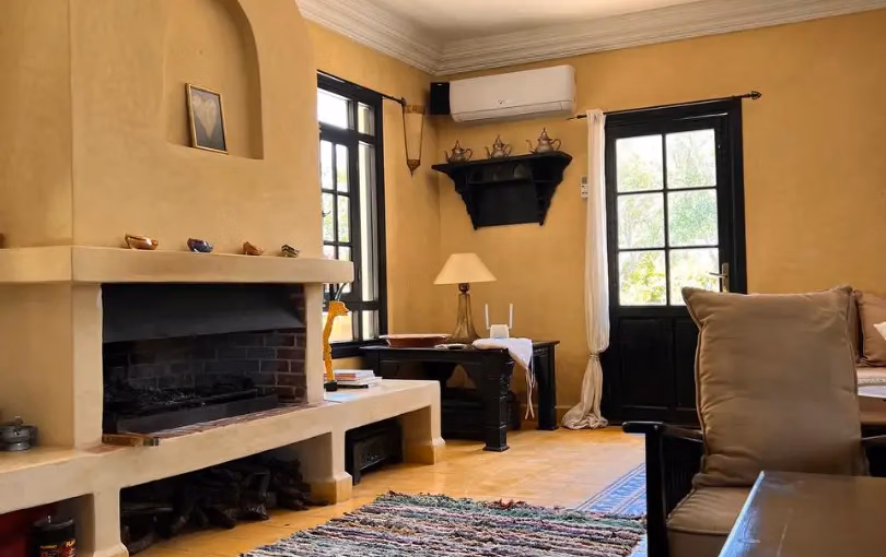 فيلا للبيع مع مسبح فيلا للبيع مع مسبح