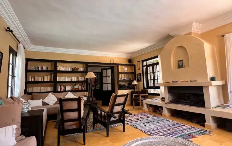 Villa en venta con piscina - view 9
