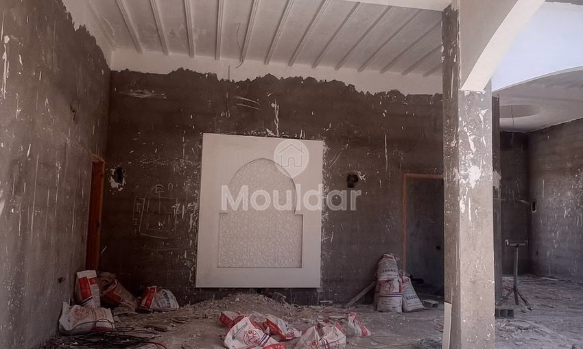 رياض للبيع مع مسبح - 6 غرف نوم، 2800 م²