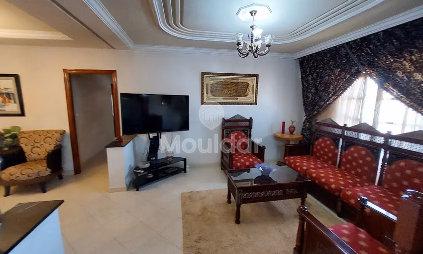 شقة للإيجار مع شرفة في الطابق الأرضي