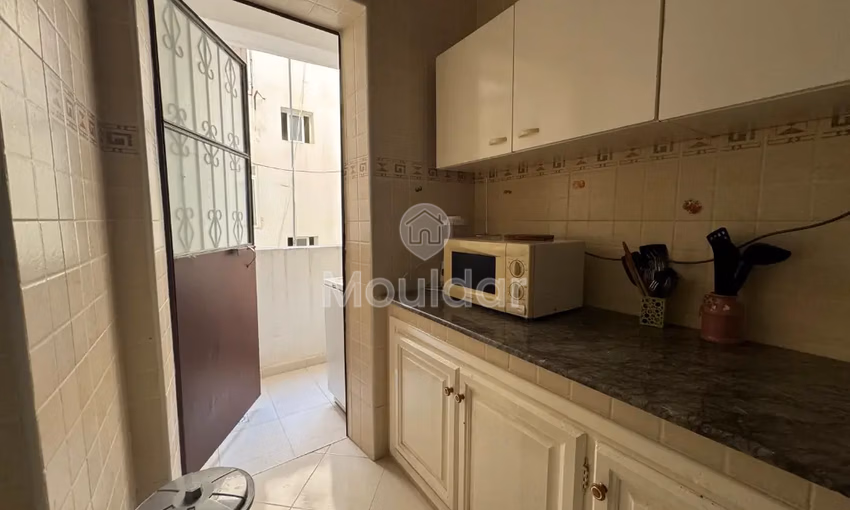 شقة للإيجار في الطابق الثاني شقة للإيجار في الطابق الثاني