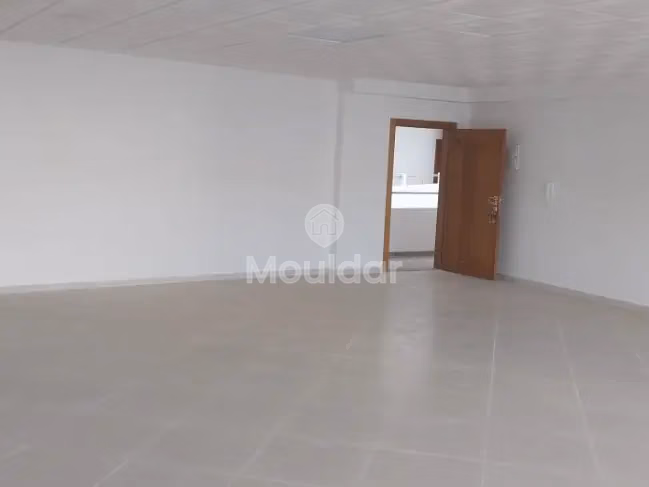 Office for rent with parking on the second floor