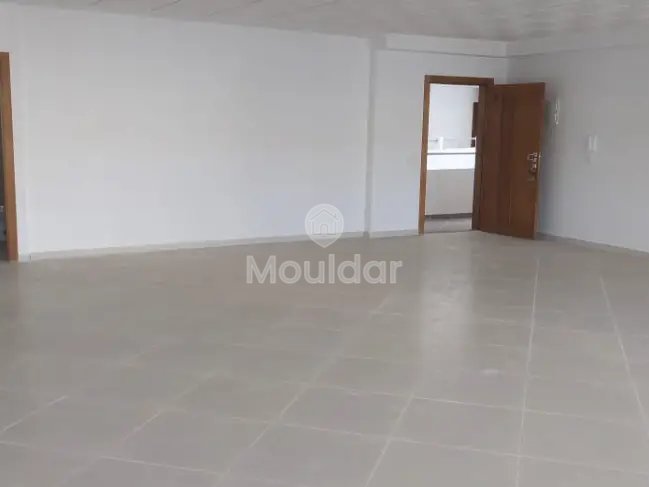 Office for rent with parking on the second floor - view 2
