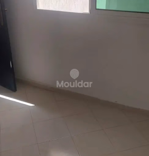 Appartement à louer au deuxième étage Appartement à louer au deuxième étage