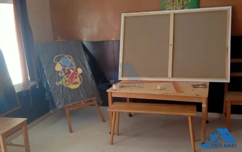 Bureau à louer au premier étage - view 2