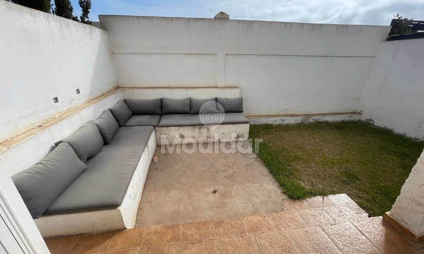 Villa for rent in Sidi Rahal - 3 bedrooms, 1 floor