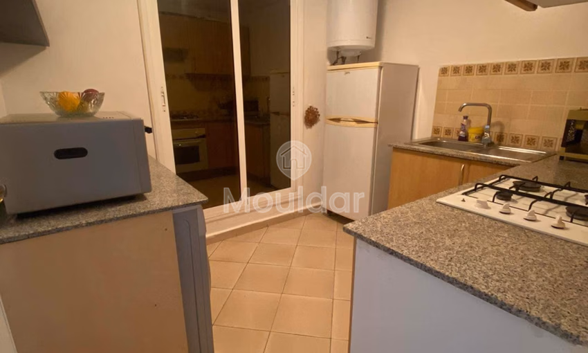 شقة للإيجار مع تراس في الطابق الخامس