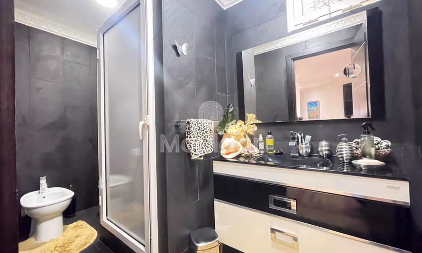 شقة للبيع - 2 غرف نوم، 165 م²، Burgundy، الدار البيضاء شقة للبيع - 2 غرف نوم، 165 م²، Burgundy، الدار البيضاء