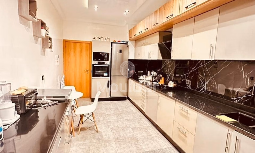 فيلا للبيع في دار بوعزة - 4 غرف نوم، 300 متر مربع