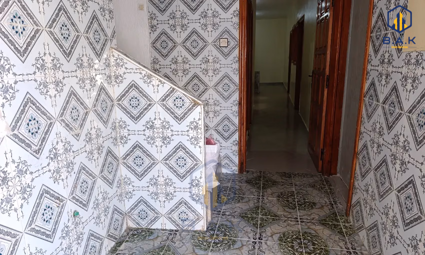 شقة للإيجار مع تراس في الطابق الأرضي