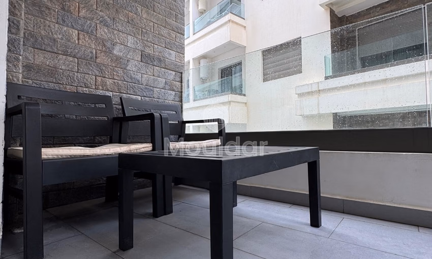 Apartamento en alquiler con piscina en el primer piso Apartamento en alquiler con piscina en el primer piso