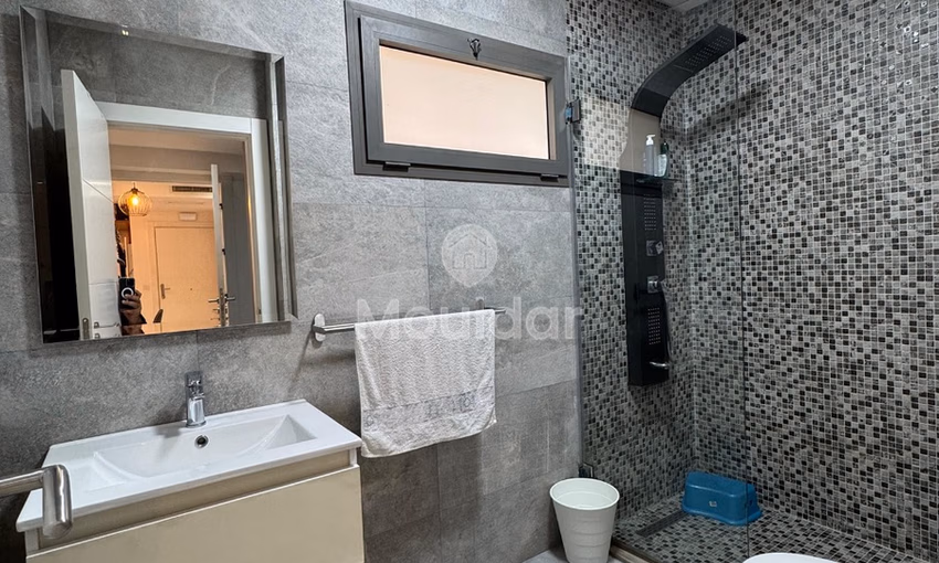 Apartamento en alquiler con piscina en el primer piso Apartamento en alquiler con piscina en el primer piso