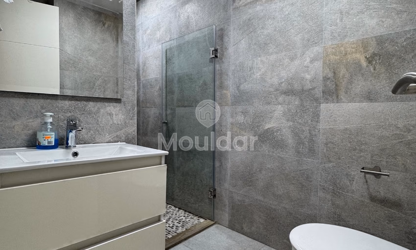 Apartamento en alquiler con piscina en el primer piso Apartamento en alquiler con piscina en el primer piso