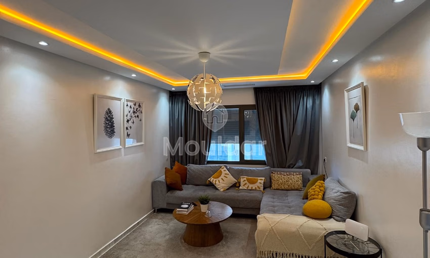 Apartamento en alquiler con piscina en el primer piso