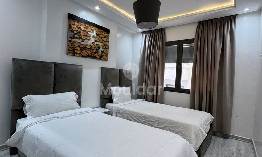 Apartamento en alquiler con piscina en el primer piso Apartamento en alquiler con piscina en el primer piso