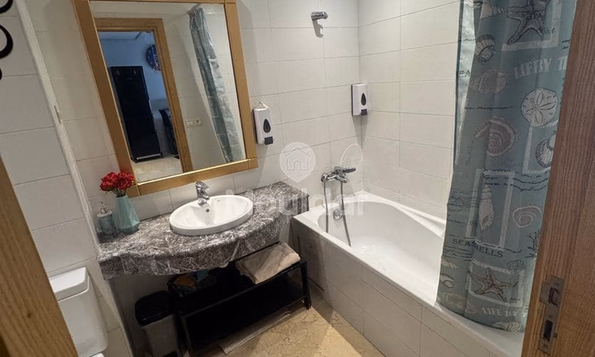 Estudio en alquiler en Casablanca, Bourgogne, 1 habitación, 53m².