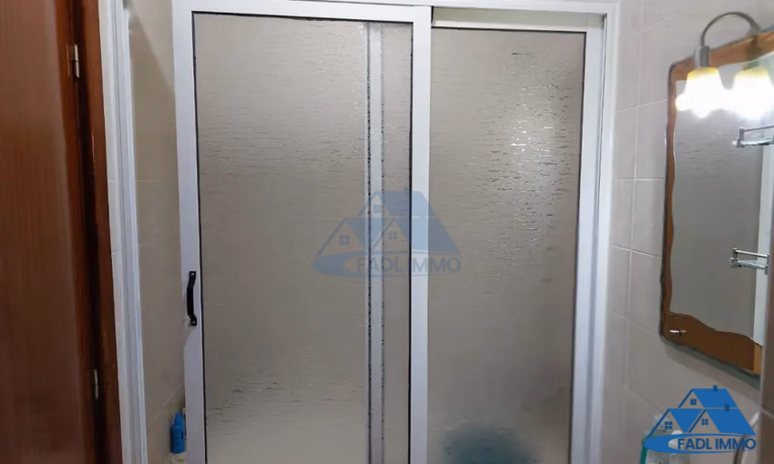 شقة للبيع مع موقف سيارات في الطابق الخامس شقة للبيع مع موقف سيارات في الطابق الخامس