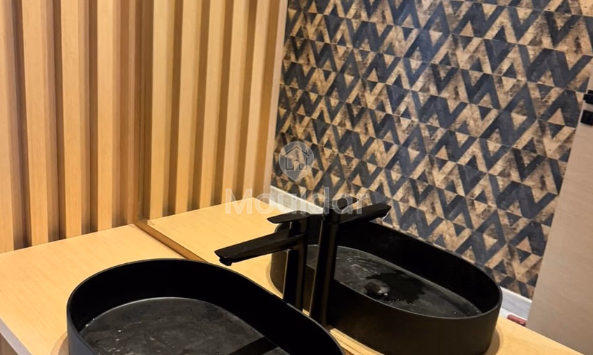 فيلا للشراء مع مسبح