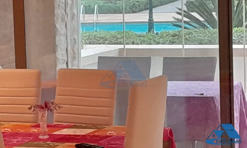 Apartamento en venta con piscina - view 17